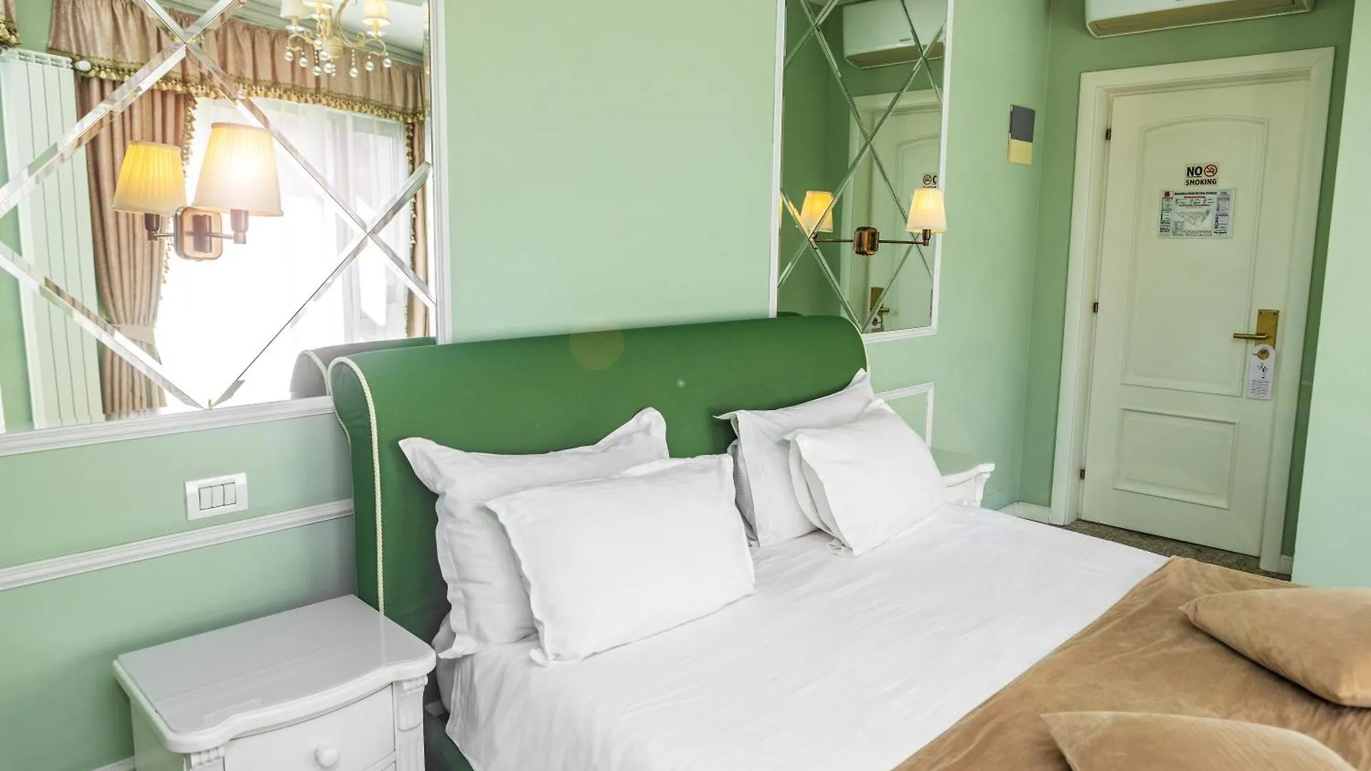 Villa Boutique Lafayette Bucharest 4*,  Romania