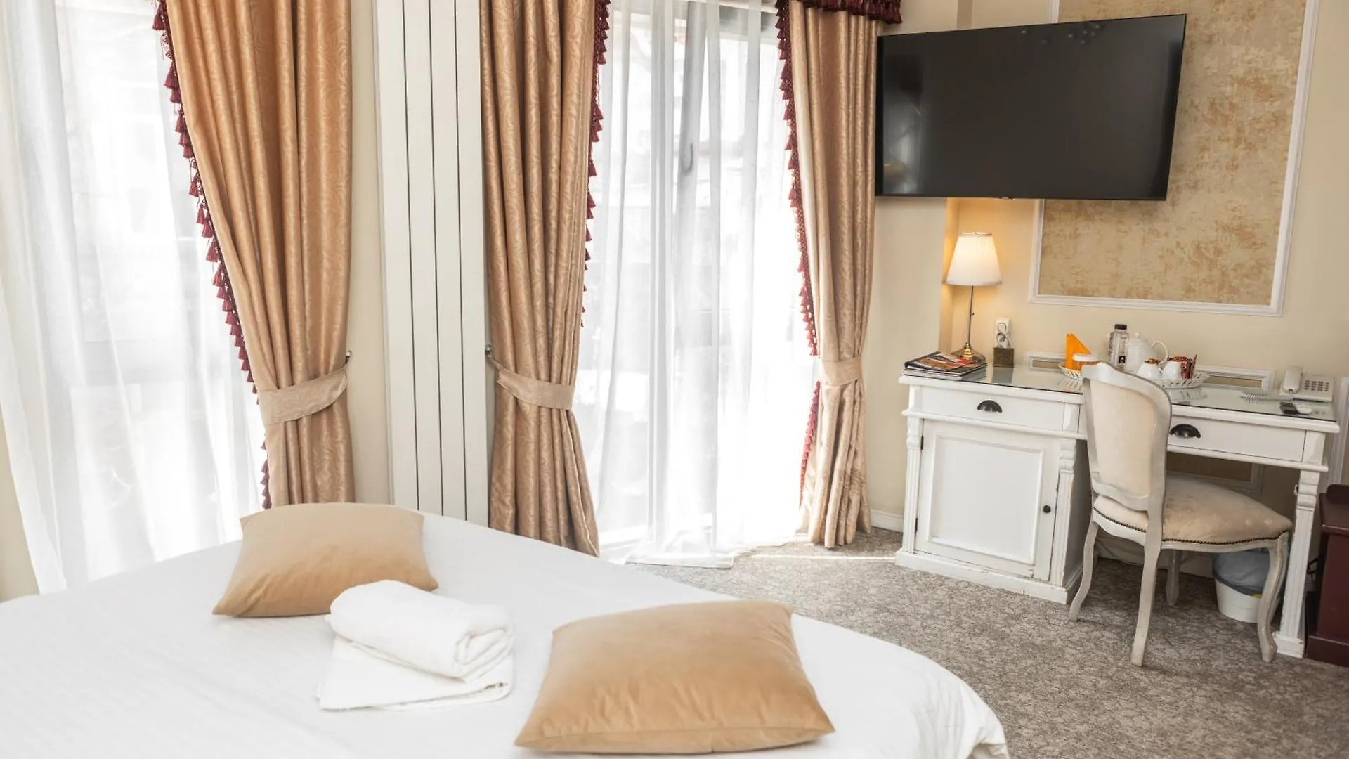 Villa Boutique Lafayette Bucharest 4*,  Romania