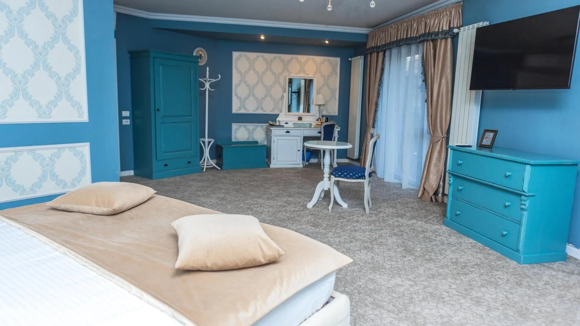 Villa Boutique Lafayette Bucharest Hotel